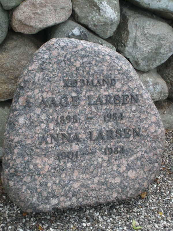 Anna Larsen            .JPG